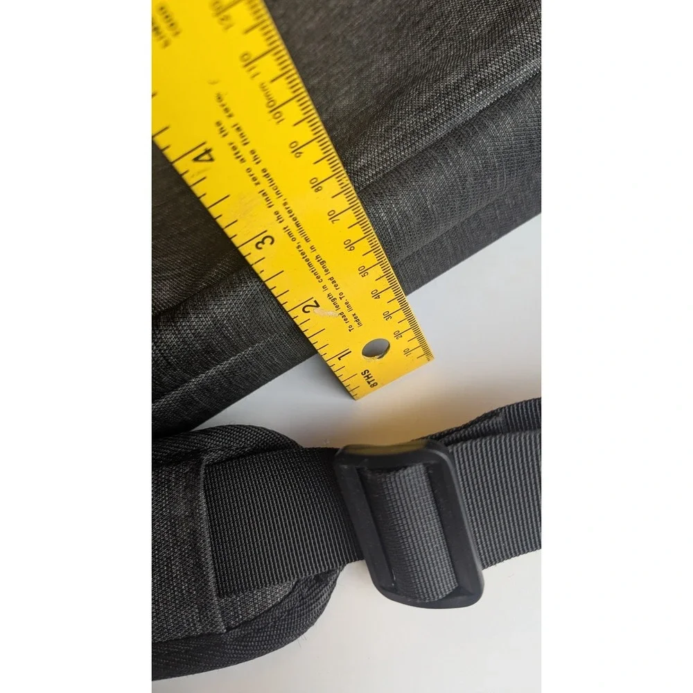 FINPAC Laptop Shoulder Bag messager strap Gray 14 x 10.5 padded with hand strap‎